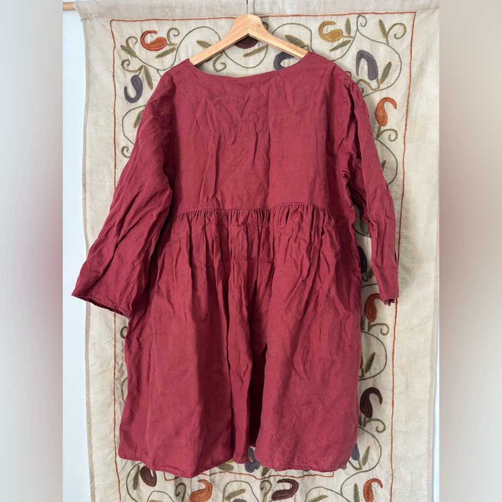 Button-Front Linen Dress - Picture 2 of 3